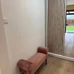 Q80